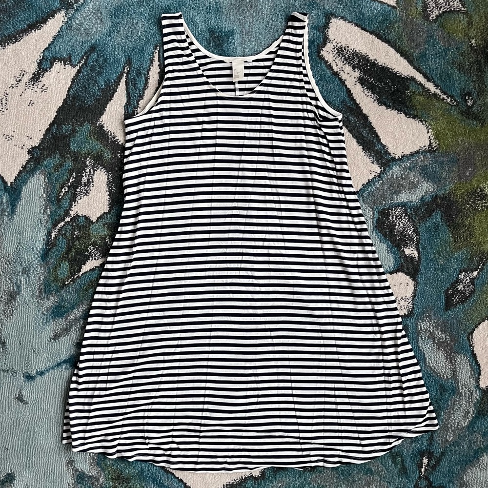 H&M dark navy blue & white striped dress Small